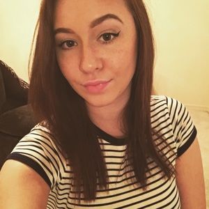 Meet your Posher, Casey